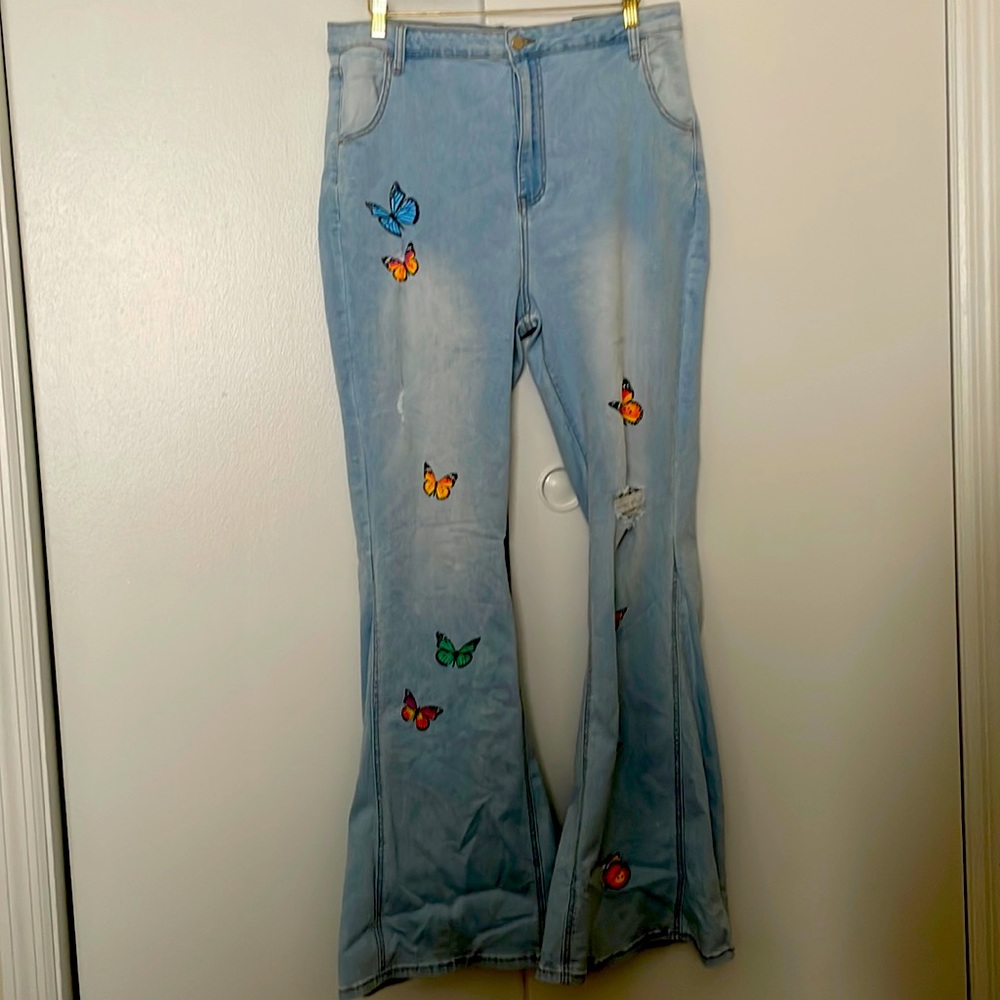 Fashion Nova— High Waisted Flare Pants, Butterfly Print— Size 16